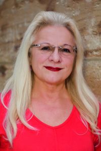 Lorette Purucker.jpg